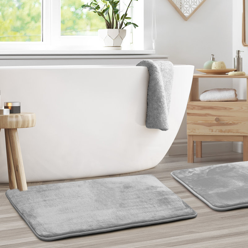 Steph Luxury Memory Foam Bathroom Rug Set, Grand: l 20 po x L 34 po, Argent