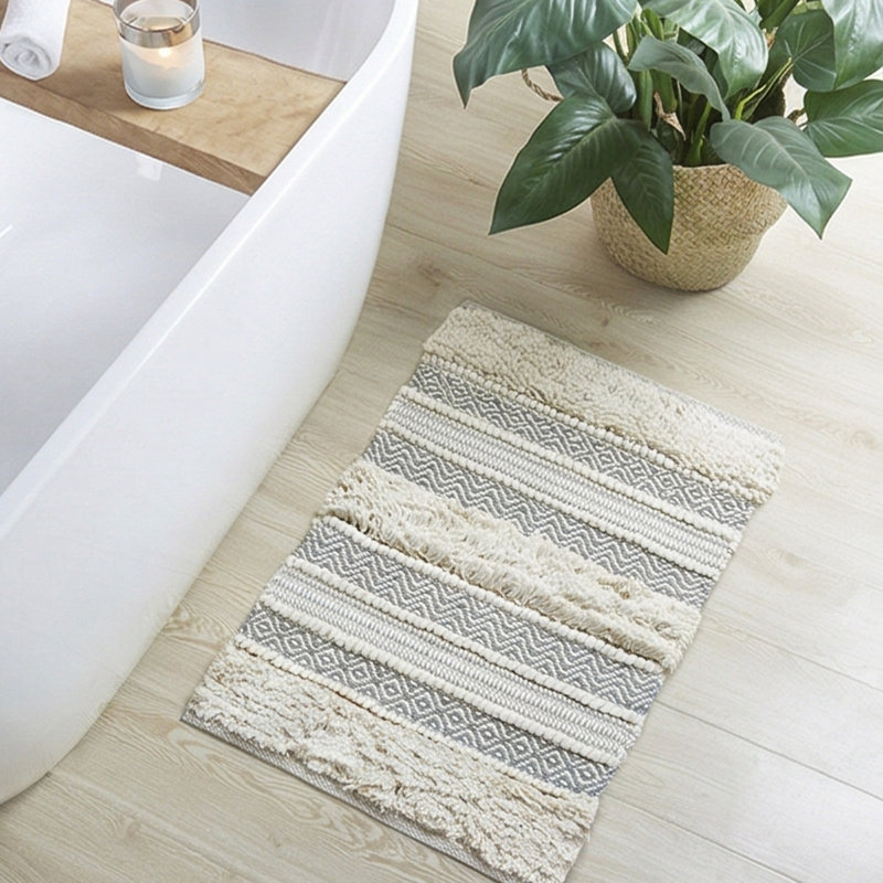 Tapis pour salle de bain 20 po x 32 po Boho - couleur grise, motif à rayures verticales, texture douce, Gris