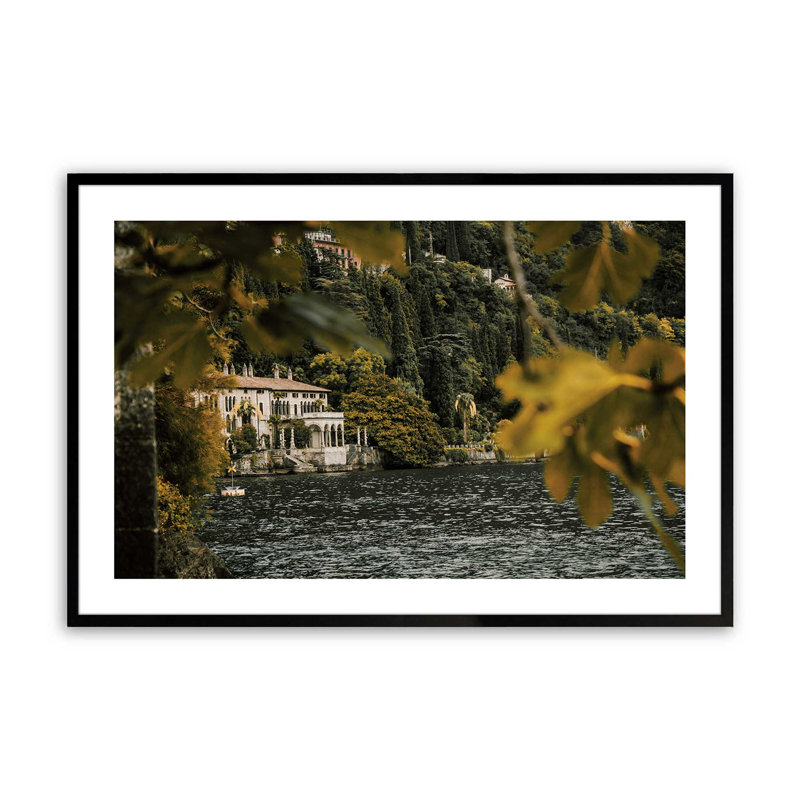 «Lakeside Mansion», dans un cadre,, Cadre noir satiné, H 12 po x l 15 po x P 1,25 po