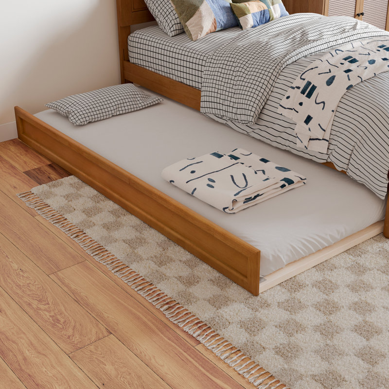 Lamarkus Solid Wood Platform Bed with Footboard & Trundle, Full, Light Toffee