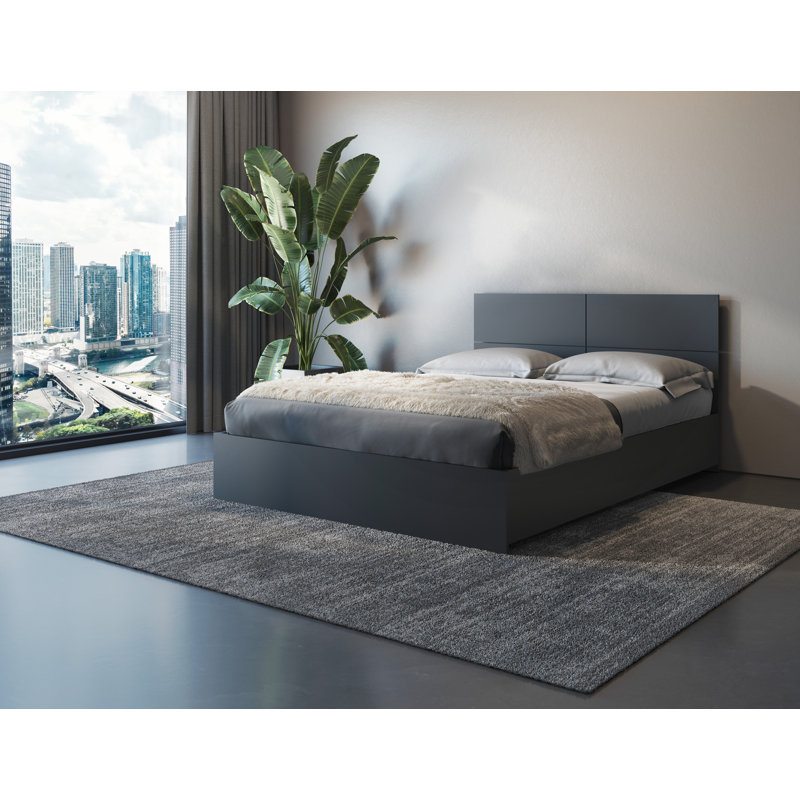 Bed, Black