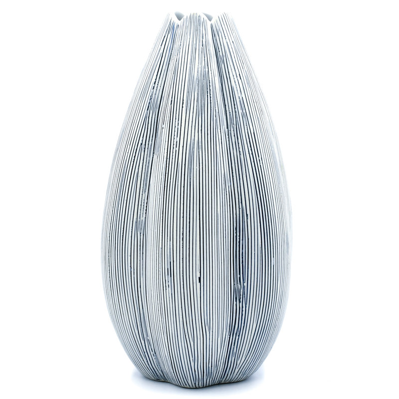 Bassey Handmade Table Vase, 8.9" H x 4.5" W x 4.5" D, Blue