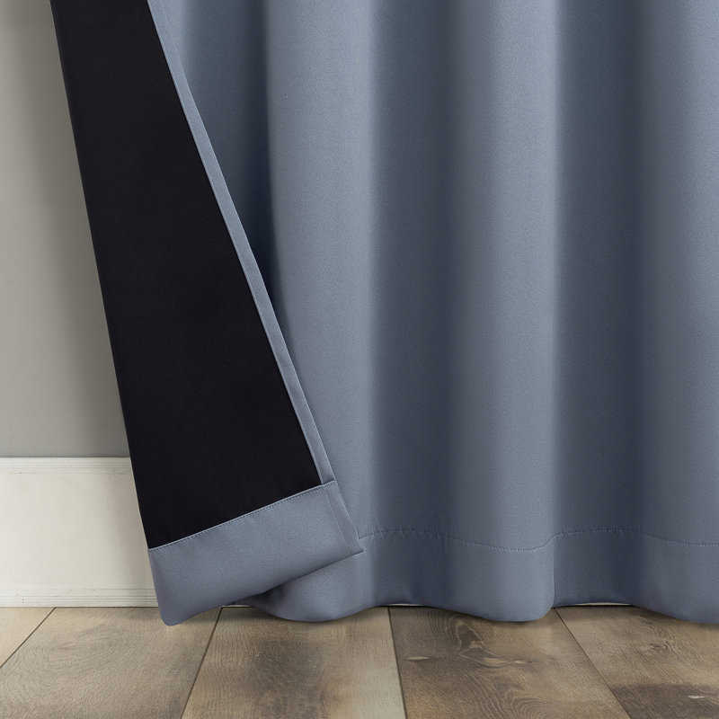 Panneau de rideau 100% occultant avec œillets Riley, L 52 po x L 84 po, Bleu denim