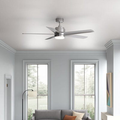 Ventilateur de plafond standard à DEL à 5 pales de 54 po avec commande murale et ensemble d'éclairage inclus