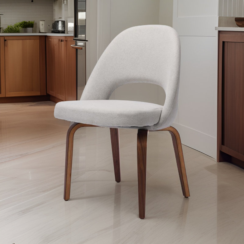 Chaise Malnar