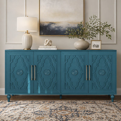 Grande armoire de rangement sculptée à porte fleurie avec poignée en métal