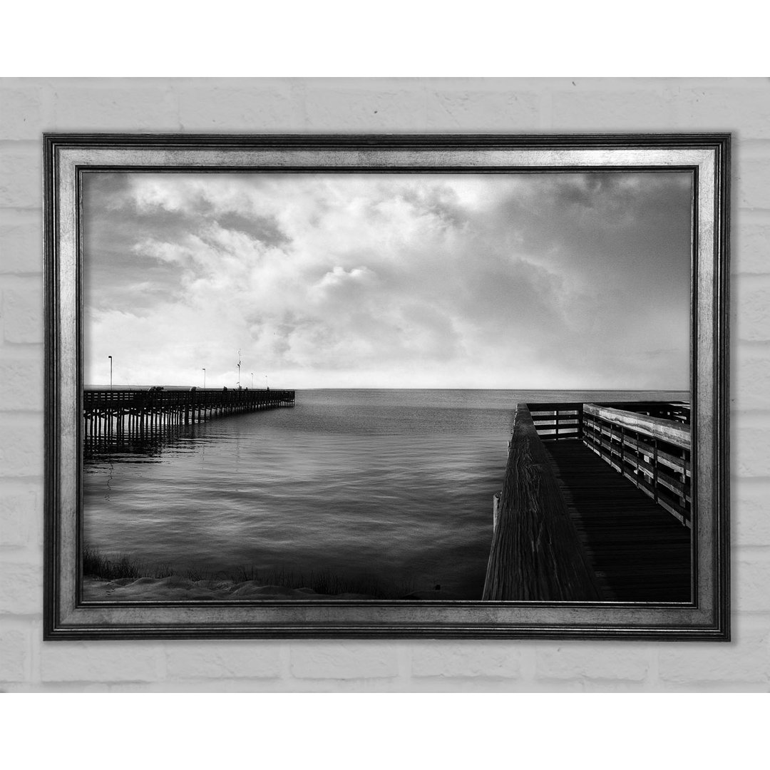 Twin Pier Ozean B N W Gerahmter Druck