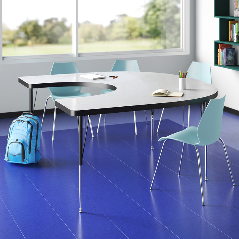 Table d'activité 66 "x 60", 30 po