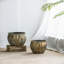 Ensemble de 2 pots de fleurs en fer vieilli, L: 13 x 13 x 14,5 po: 11 x 11 x 13,5 po