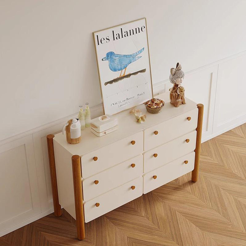 Armoire de couloir en bois massif de style français French Cream, H 35,40 po x l 63 po x P 15,70 po
