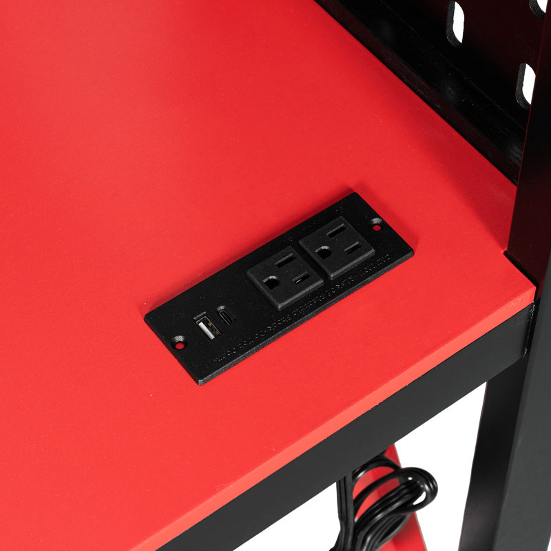 Lit mezzanine pleine grandeur avec bureau, étagères et station de recharge, en noir et rouge, pour une chambre confortable et bien organisée.