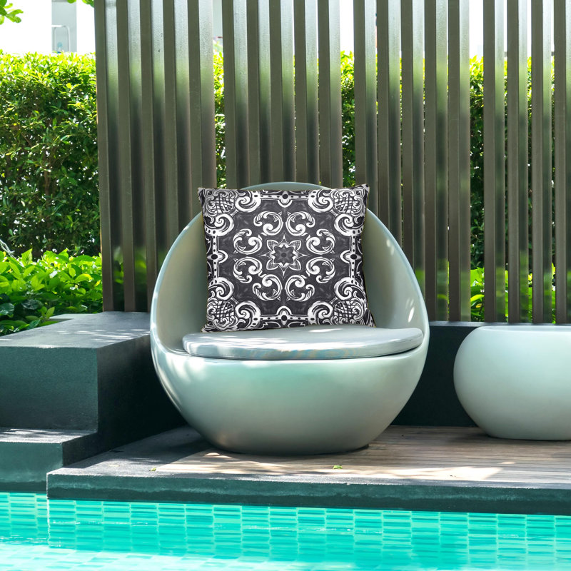 Indoor & Outdoor Alhambra Decorative Pillow, Black