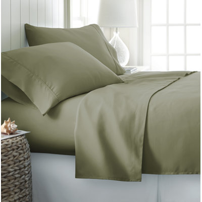 Becky Cameron 1800 Series Double-Brushed Microfiber 4 Piece Sheet Set