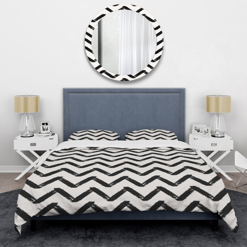 Black Horizontal Chevron - Abstract Duvet Cover Set - Microfiber Polyester, King Duvet Cover + 2 King Shams