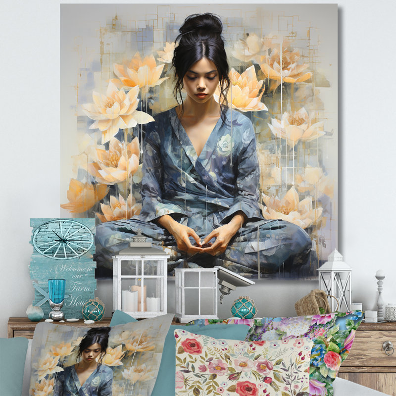Lotus Calm Reflections Woman In Lotus Pose III - Art mural méditation, Silver Picture Framed, H 30 po x l 30 po