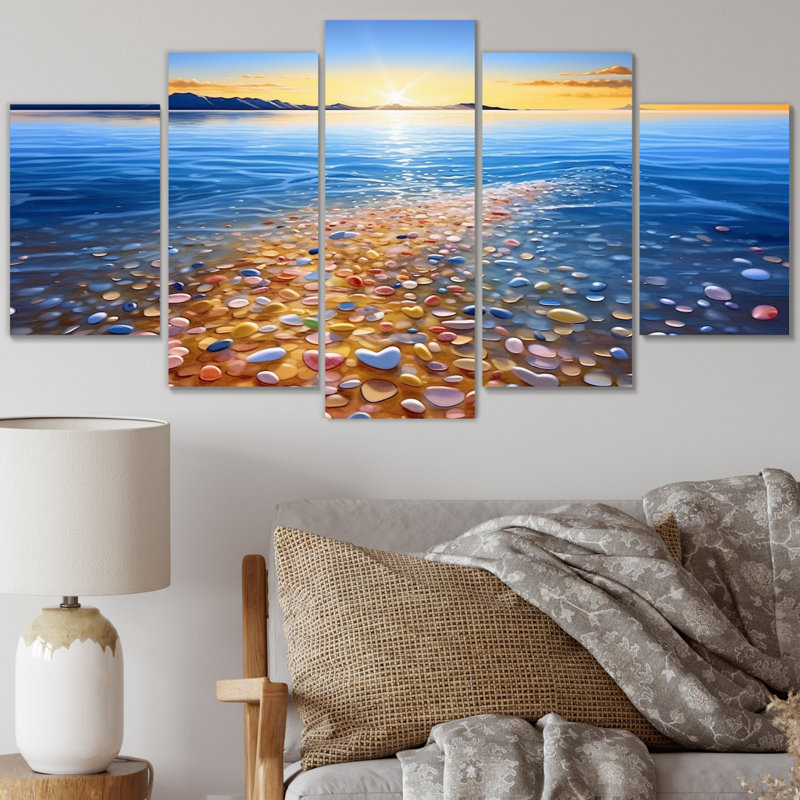 Sunrise Of Pebble Beach Ocean - Décoration murale formes abstraites - 5 panneaux