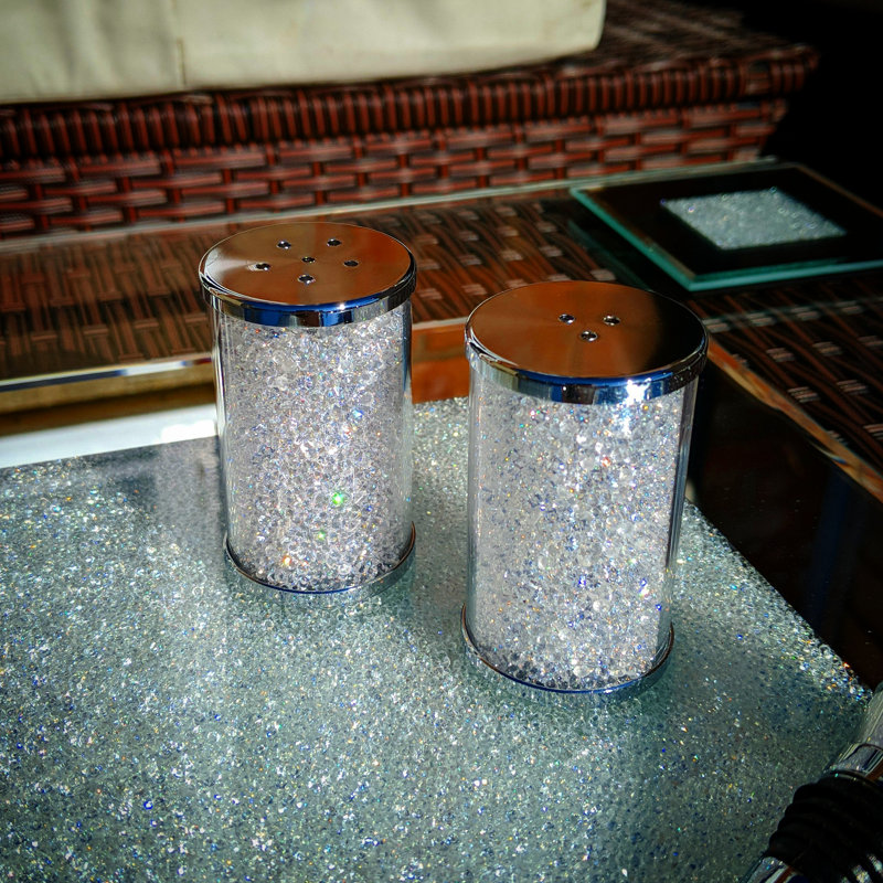 Brand Leonie No Salt And Pepper Shaker Set