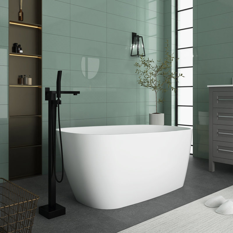 x Freestanding Soaking Plastic / Acrylic Bathtub, White