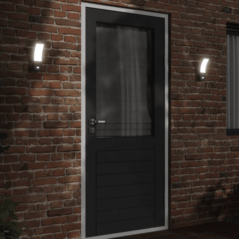 Dashauna Plug-in LED Outdoor Wall Lights, Black
