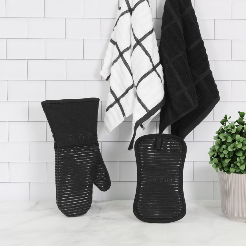 Black Cotton Kitchen Gift Set with Towels and Mitts