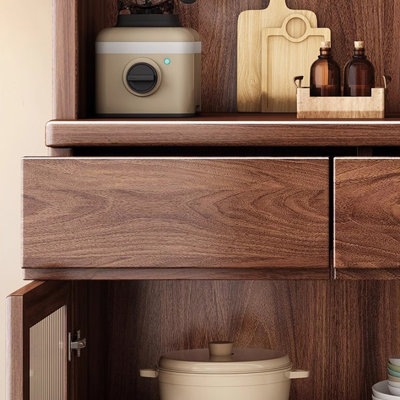 Buffet en noyer massif et bois manufacturé