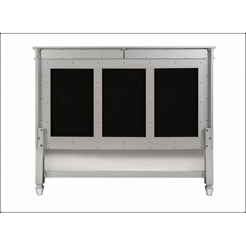 Varian  Velvet & Mirrored  Bed Light and elegant: the perfect combination of function and aesthetics