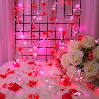 2 Pack Valentines Day Decorations  Hearts Lights, Valentine Day Garland With Light Total  40LED Beads Hearts String Light Battery Operated Valentines Day Lights For Home Bedroom