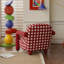 Chaise moderne et simple en tissu rouge