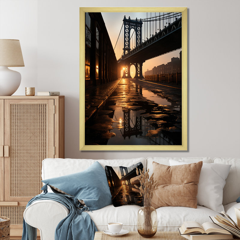 «Leiyana Black Bridge Suspension in Shadows», reproduction sur toile, H 32 po x l 16 po x P 1 po, Encadrement doré