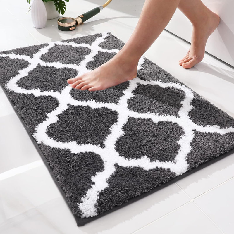 Reion Microfiber Non-Slip Bath Rug, Black