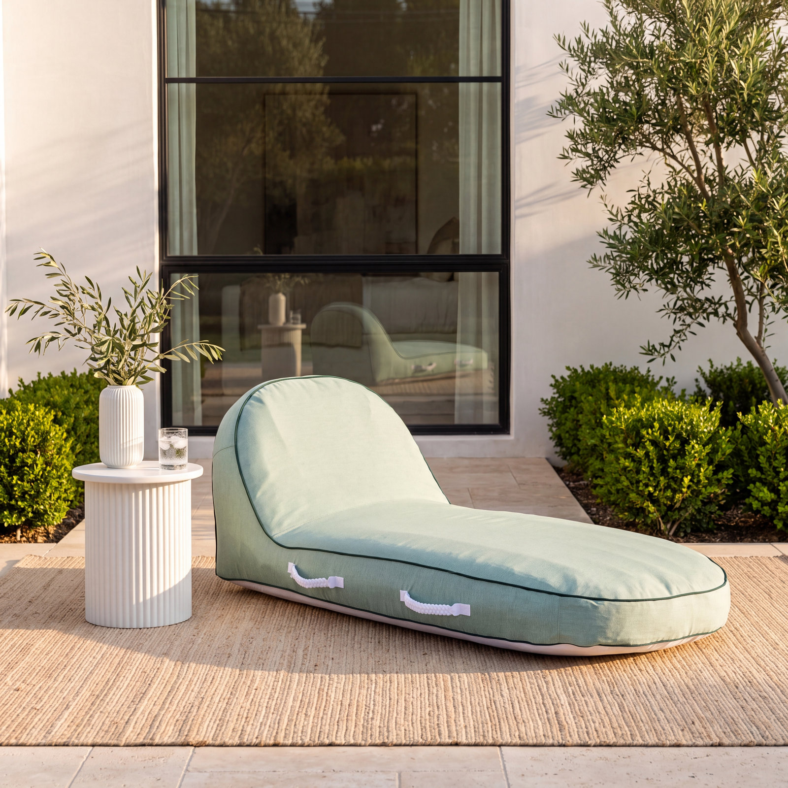 Pool Lounger, Rivie Green