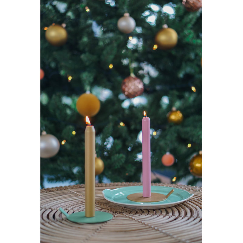 LuneDot; Modular Magnetic Taper Candle Holder Creates Endless Lighting Illustration Modern Design; GOLD, White
