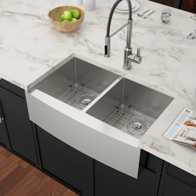 Évier de cuisine en acier inoxydable à double cuve avec tablier encastrable L 33 po x l 21 po avec grille d'évier