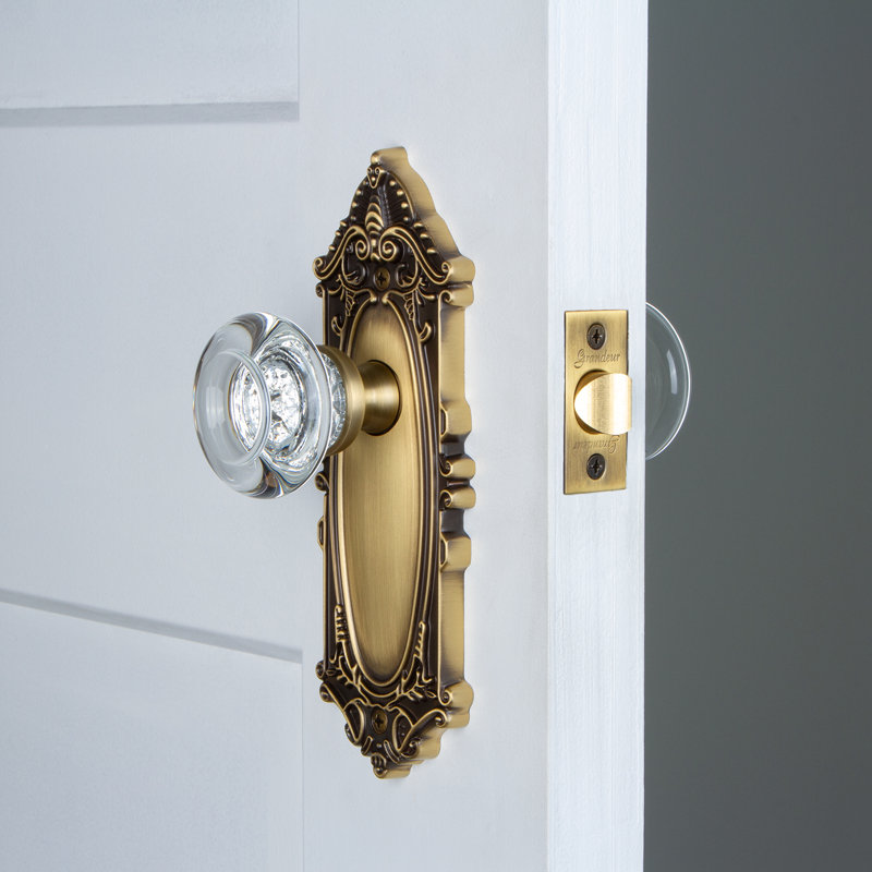 Grandeur grande plaque victorienne avec bouton de porte en cristal bordeaux, 2 3/4 po, Laiton rétro