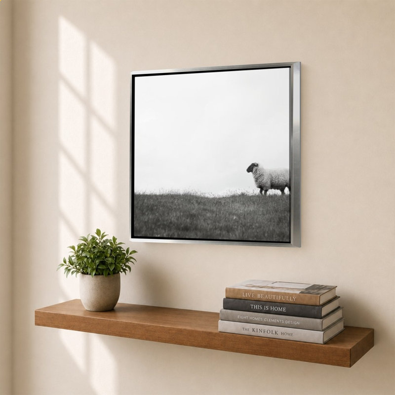 Islay Sheep II par Laura Marshall - Impression sur toile, H 34 po x l 34 po, Silver