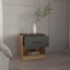 Table de bout de table de chevet à un tiroir avec tablette ouverte 19,7 "de haut avec tablette ouverte pour la chambre à coucher, le bureau personnel et le salon Chêne naturel - Gris mat