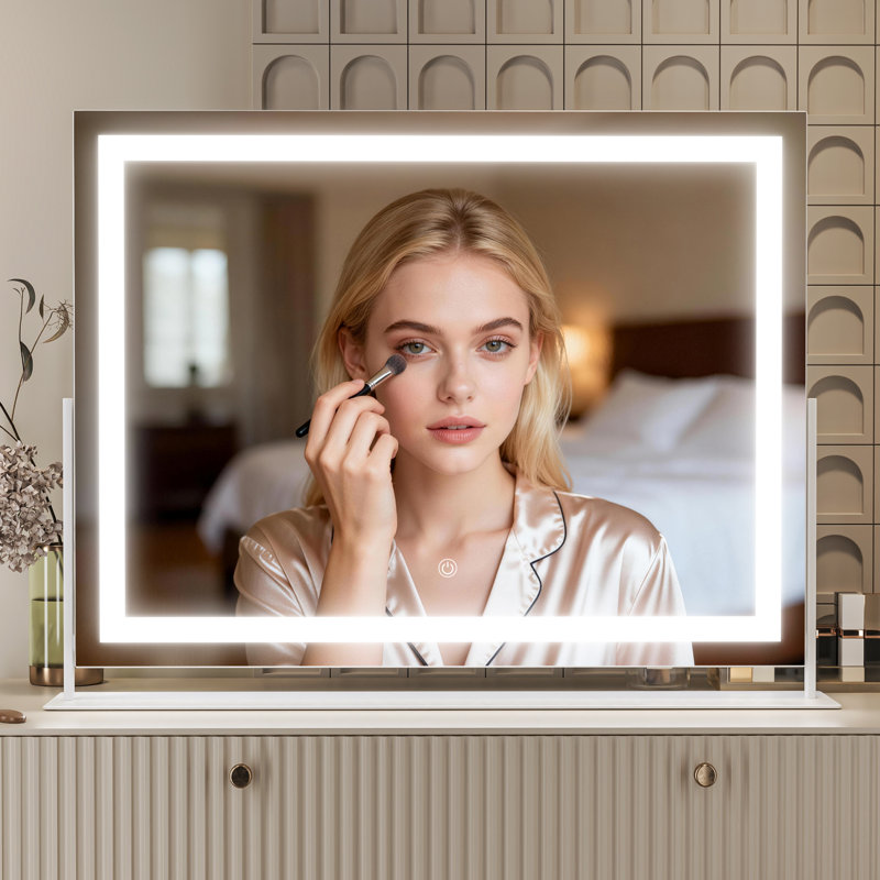 Miroirs de salle de bain et de salle de bain Brodowsky, 24,2 po x 19,7 po, Blanc