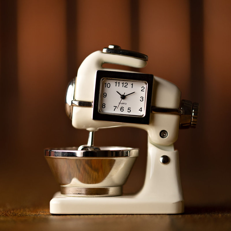 Burtt Metal Quartz movement / Crystal Tabletop Clock