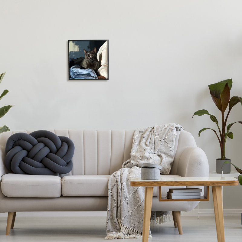 «Black Cat Lounging Comfy Bed», art mural texturé giclée par Emily Kalina_aq-398, Giclée encadrée noir minuit