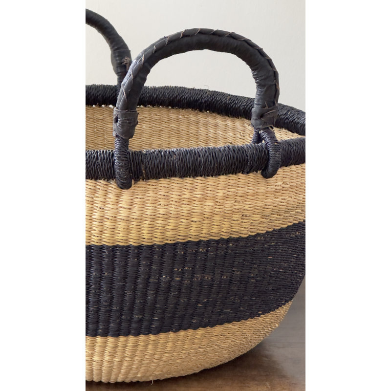 Handwoven Bolga Basket - Round, Black