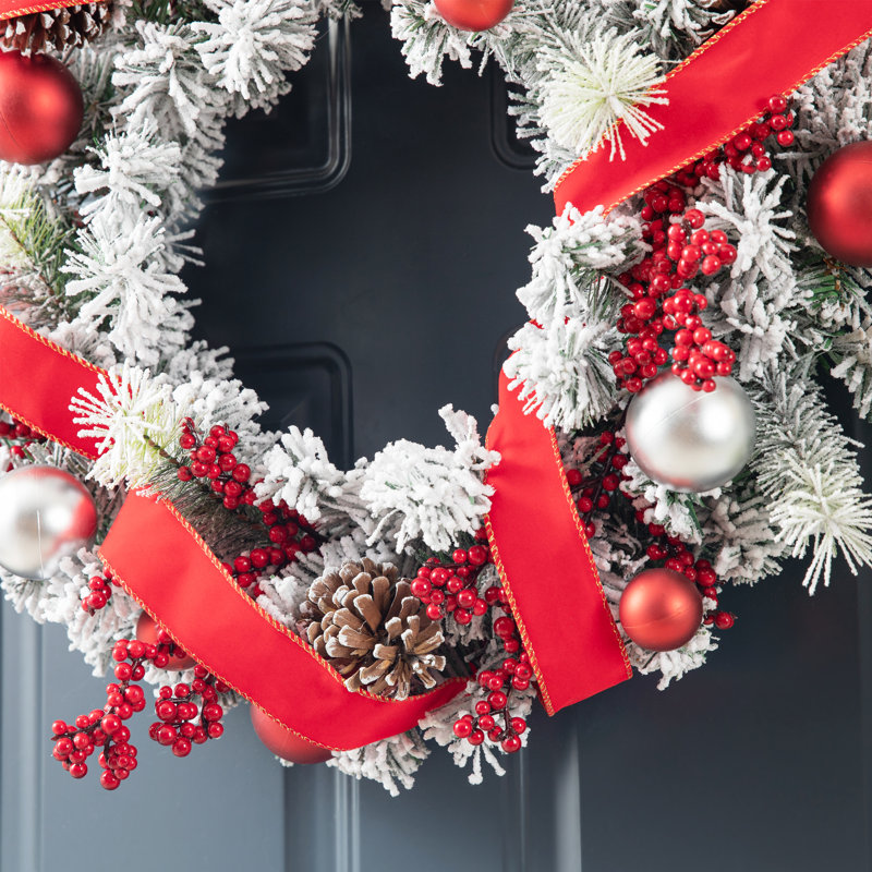 Handcrafted Faux Polyester 24'' Wreath