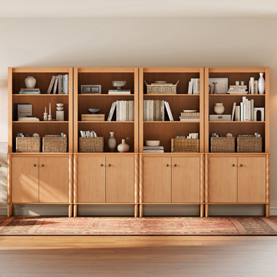 Bibliothèque Greeta de 185 cm de haut avec tablette ouverte et 8 portes de rangement, idéale pour le bureau, le salon ou la chambre à coucher, couleur noyer.