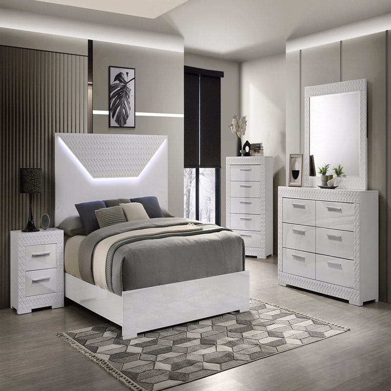 Miroir d'appoint moderne avec cadre en bois
