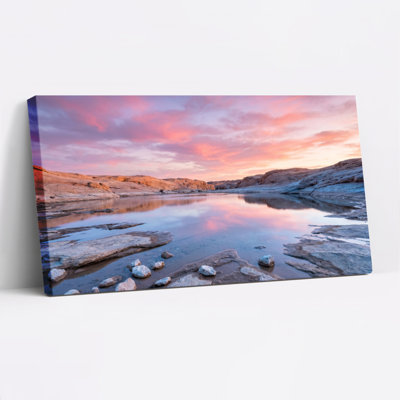 Ensemble de 1 tableau sur toile « Coucher de soleil dans le désert ».