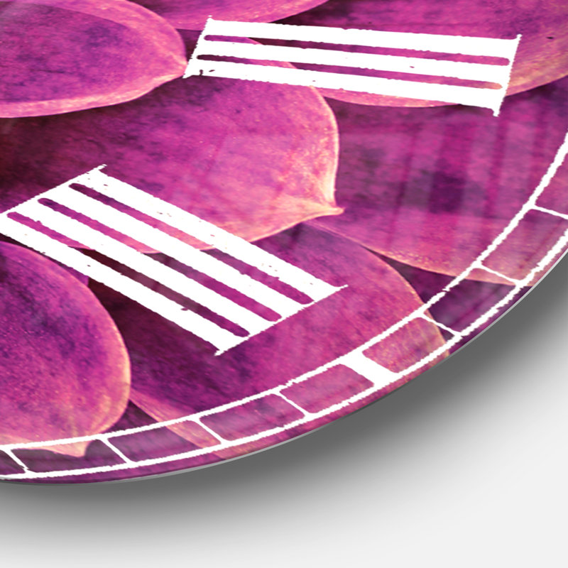 Pétales de fleurs abstraites - Horloge murale traditionnelle, Surdimensionné, Mauve clair