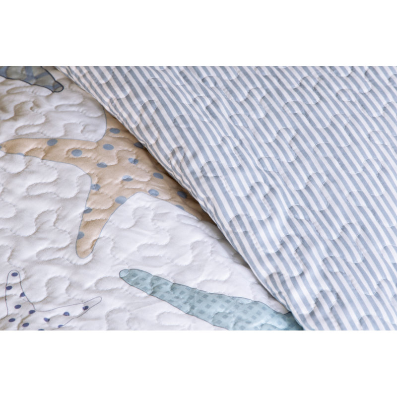 White and Blue Starfish Twin Microfiber Quilt Set