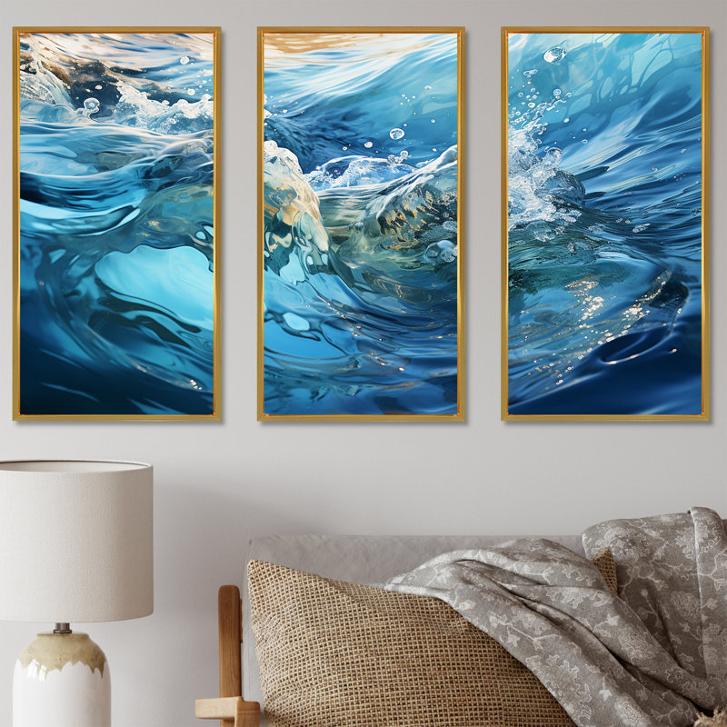 Ensemble d'art sur toile bleu marine et blanc Fusion IV, Cadre flottant doré, 32" H x 48" W x 1" D