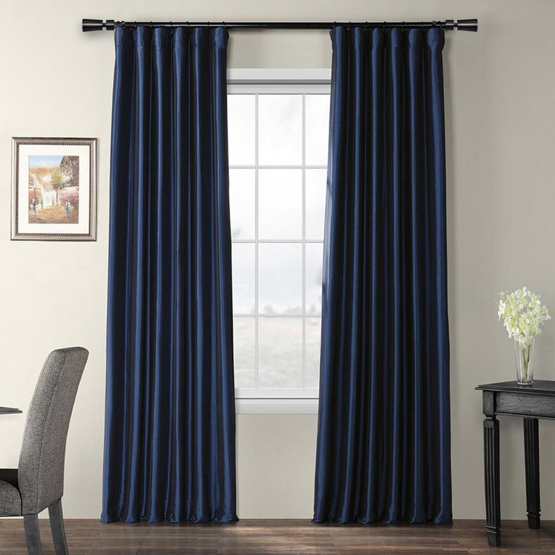 Black Adjustable Steel Single Curtain Rod Set