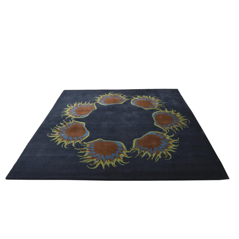 Tapis carré bleu marine 7 pi Pineland