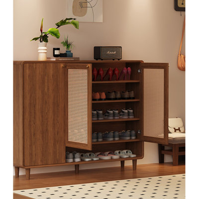 Range-chaussures autoportant en bois d'ingénierie en rotin aéré